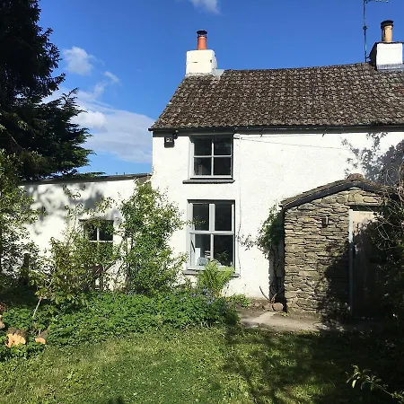 Bluebell Wood Cottage, Grange-over-sands Holiday home *